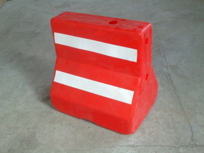 批發(fā)水馬與護欄等交通設(shè)備及設(shè)施 價格、廠家與產(chǎn)品詳情